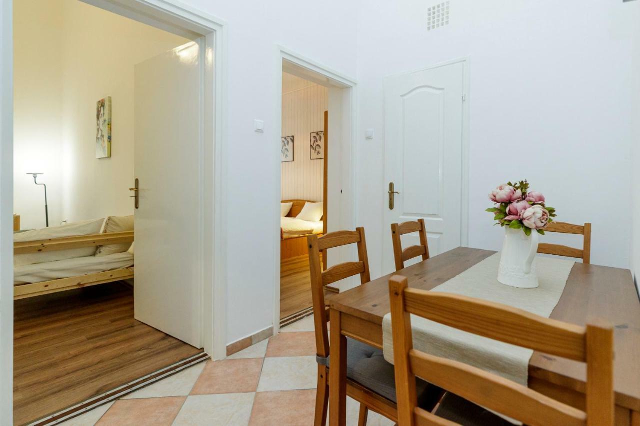 Sophie Apartman エゲル エクステリア 写真